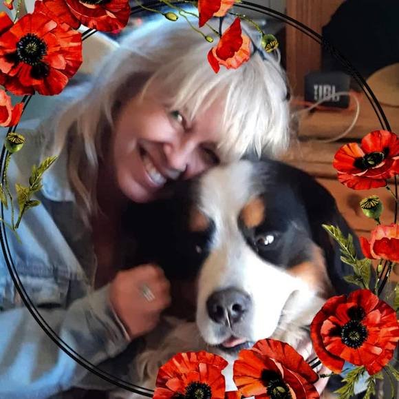 Meet your Posher, Holly - Picture 1 of 1